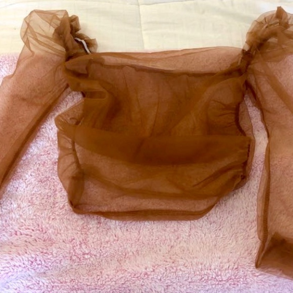 NWT Trendy Nude mesh with ruched detail croptop - Picture 3 of 3